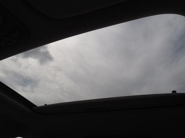 Photo of 2023 Midnight Black Kia Telluride