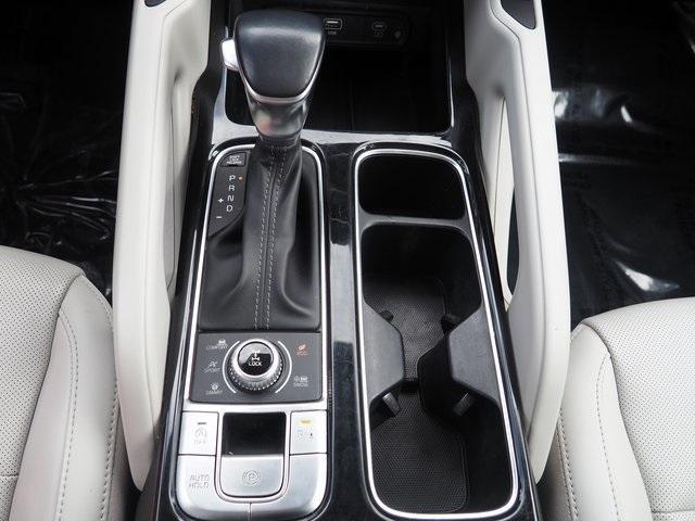 Photo of 2023 Midnight Black Kia Telluride