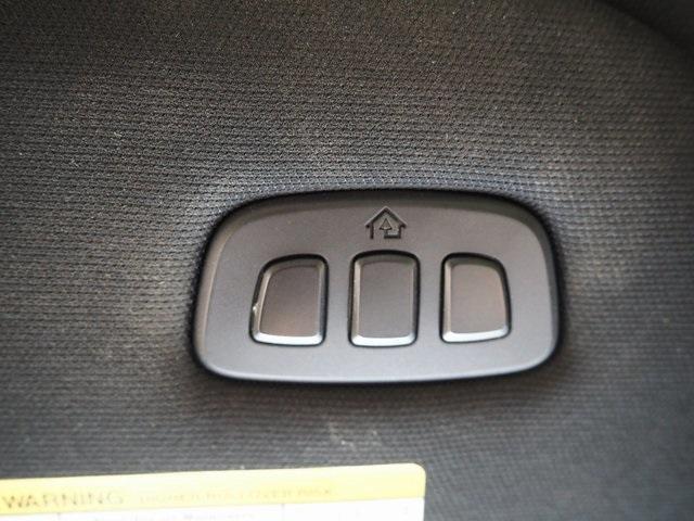 Photo of 2023 Oxford White Ford F-250