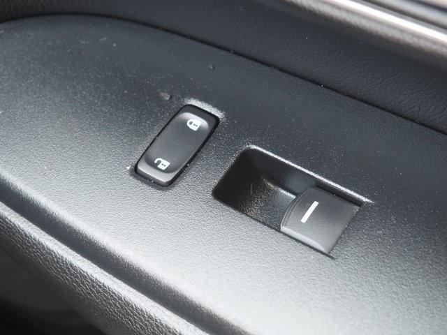 Photo of 2017 Crystal Black Pearl Honda CR-V
