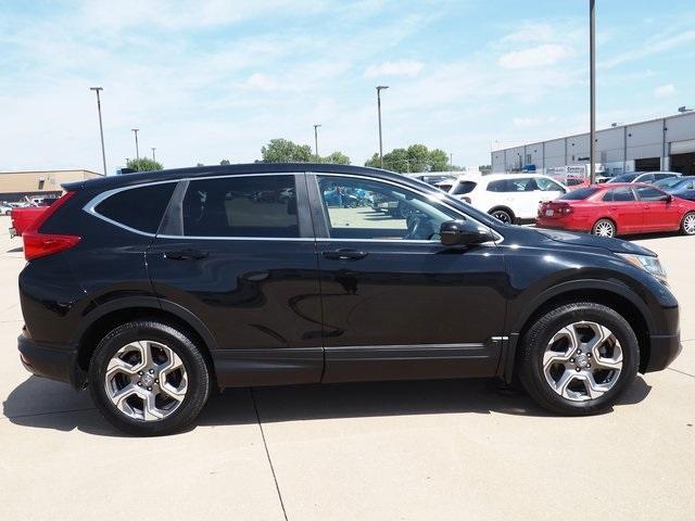 Photo of 2017 Crystal Black Pearl Honda CR-V