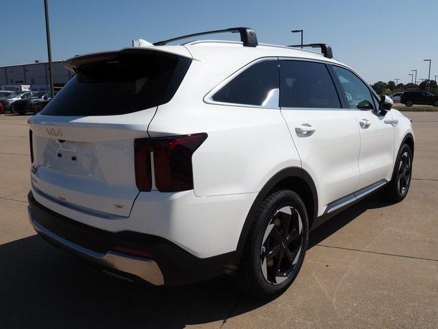 Photo of 2025 Snow White Pearl Kia Sorento Hybrid