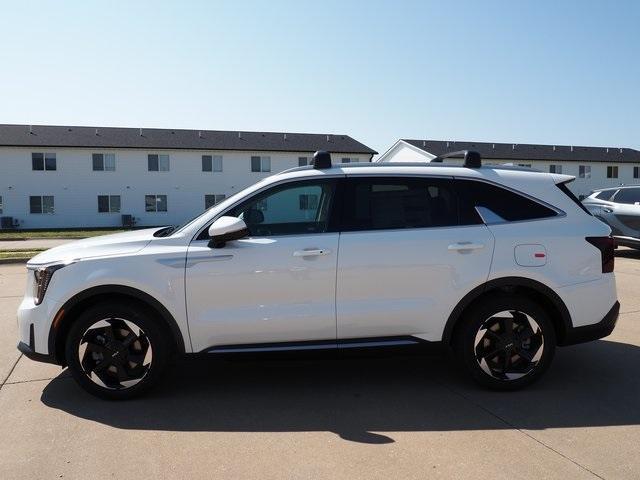 Photo of 2025 Snow White Pearl Kia Sorento Hybrid