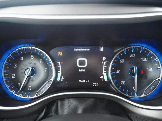 Photo of 2021 Granite Crystal Clearcoat Metallic Chrysler Pacifica