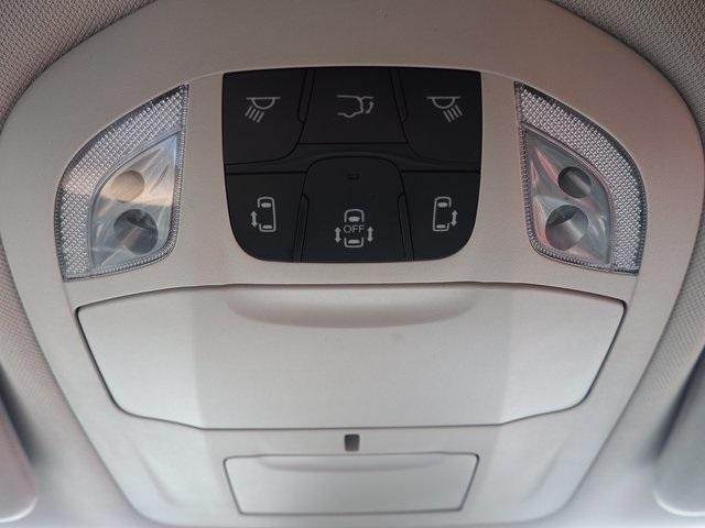 Photo of 2021 Granite Crystal Clearcoat Metallic Chrysler Pacifica