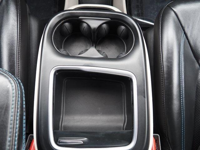 Photo of 2021 Granite Crystal Clearcoat Metallic Chrysler Pacifica