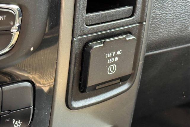 Photo of 2015 Black RAM 1500