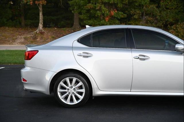Photo of 2010 Silver Lexus IS 250