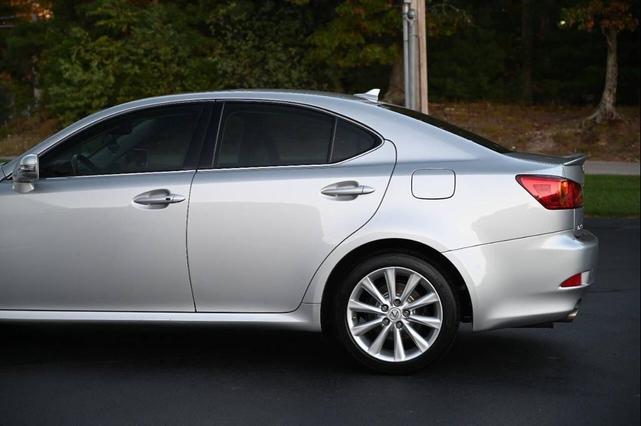 Photo of 2010 Silver Lexus IS 250