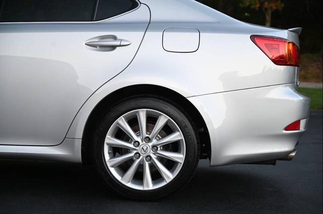 Photo of 2010 Silver Lexus IS 250