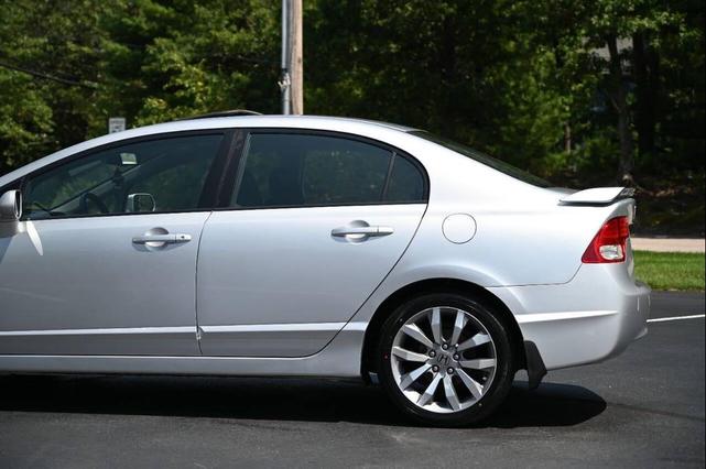 Photo of 2009 Silver Honda Civic