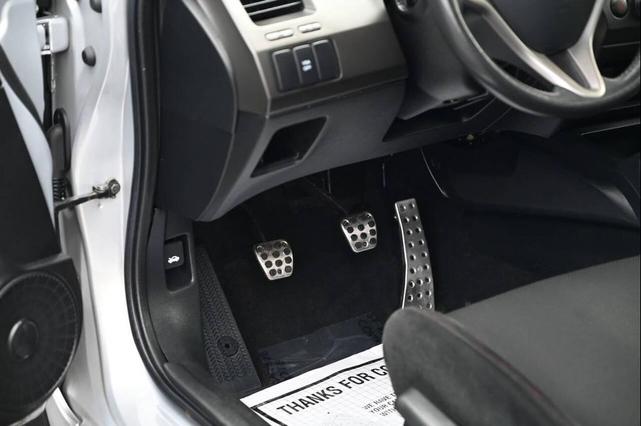 Photo of 2009 Silver Honda Civic