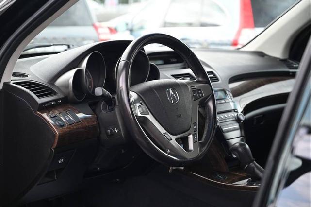 Photo of 2013 Black Acura MDX