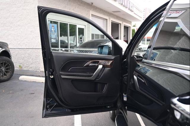 Photo of 2013 Black Acura MDX