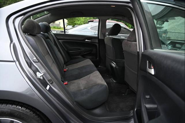 Photo of 2010 Gray Honda Accord