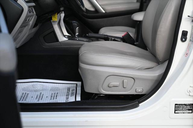 Photo of 2014 White Subaru Forester