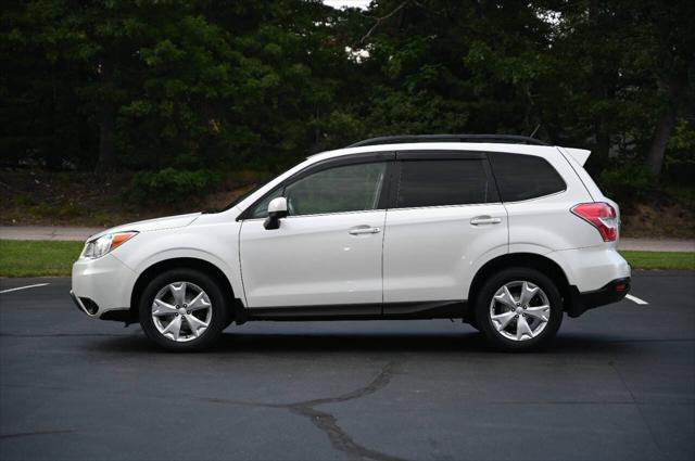 Photo of 2014 White Subaru Forester