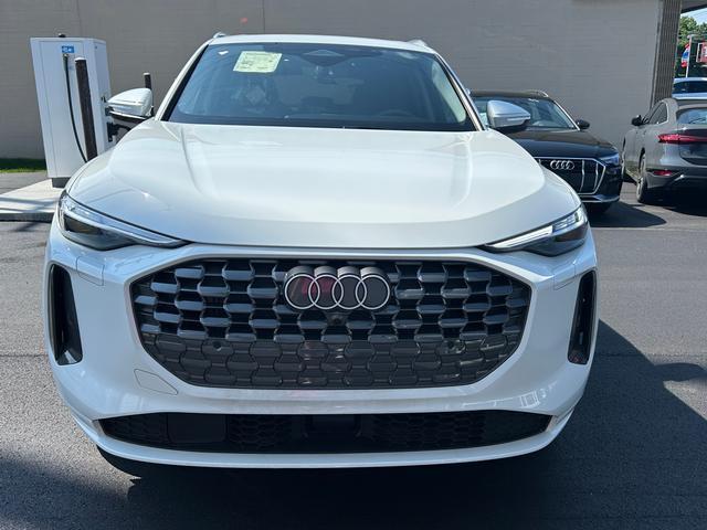 Photo of 2025 Audi Q5