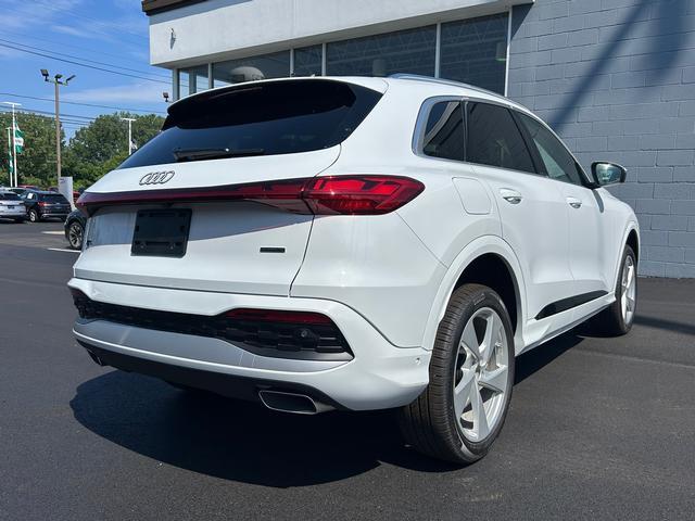 Photo of 2025 Audi Q5