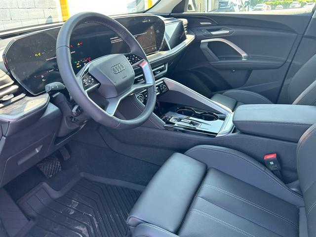 Photo of 2025 Audi Q5