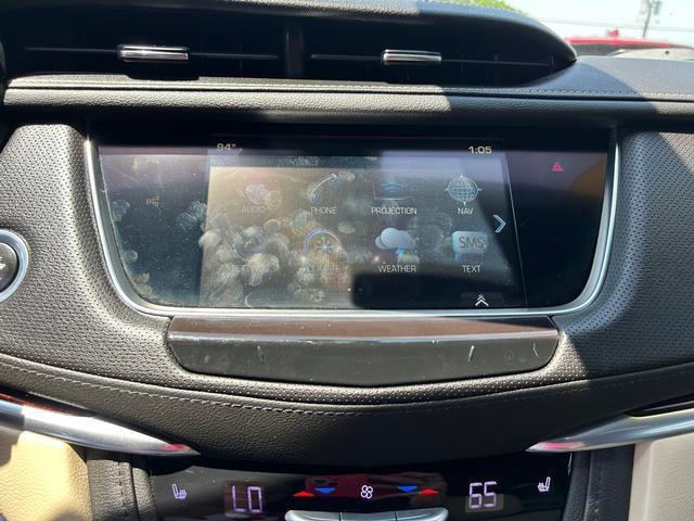 Photo of 2018 Bronze Dune Metallic Cadillac XT5