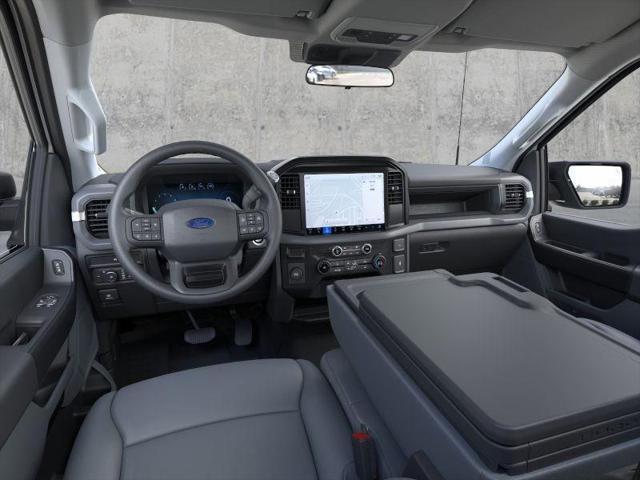 Photo of 2025 Oxford White Ford F-150