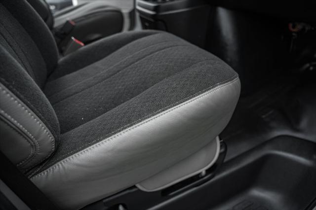 Photo of 2023 Summit White GMC Savana 2500