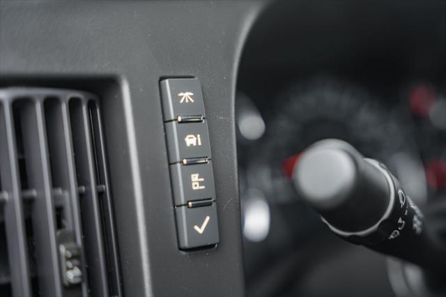 Photo of 2023 Summit White GMC Savana 2500