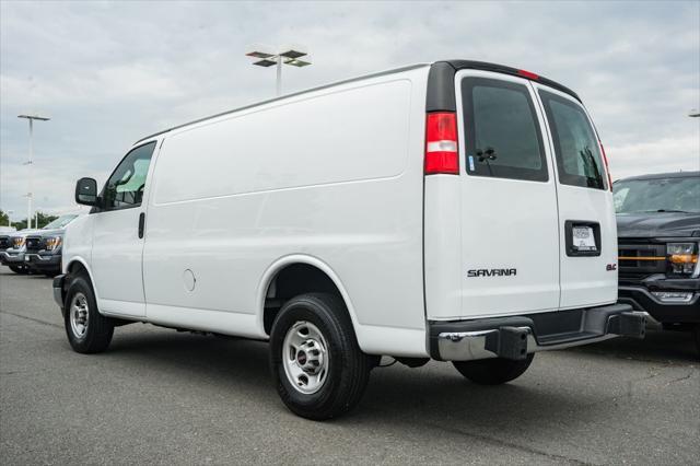 Photo of 2023 Summit White GMC Savana 2500