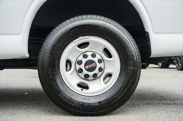 Photo of 2023 Summit White GMC Savana 2500