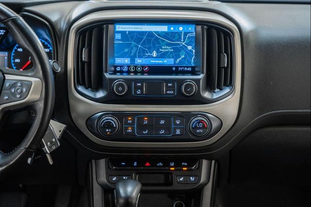 Photo of 2022 Summit White GMC Canyon