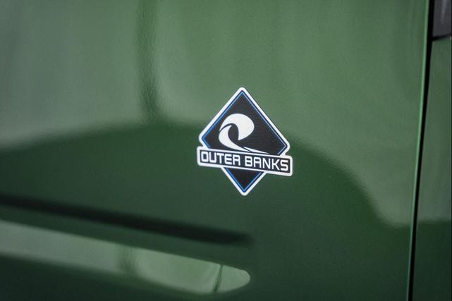 Photo of 2023 Eruption Green Metallic Ford Bronco Sport