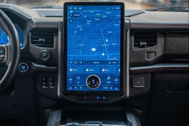 Photo of 2023 Dark Matter Metallic Ford Expedition