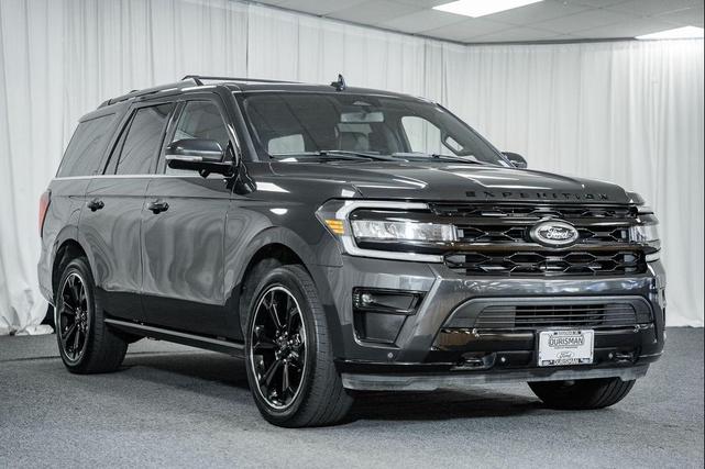 Photo of 2023 Dark Matter Metallic Ford Expedition