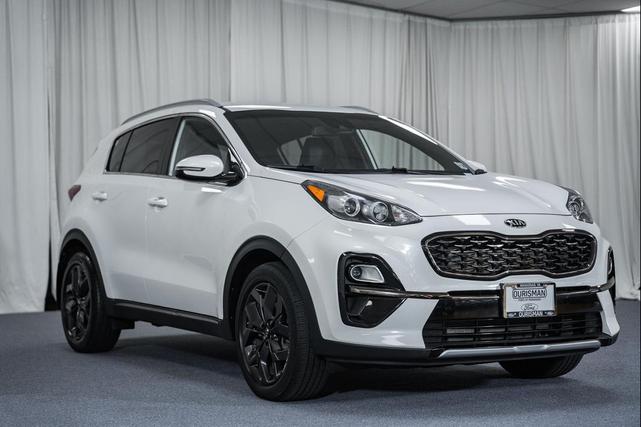 Photo of 2021 Snow White Pearl Kia Sportage