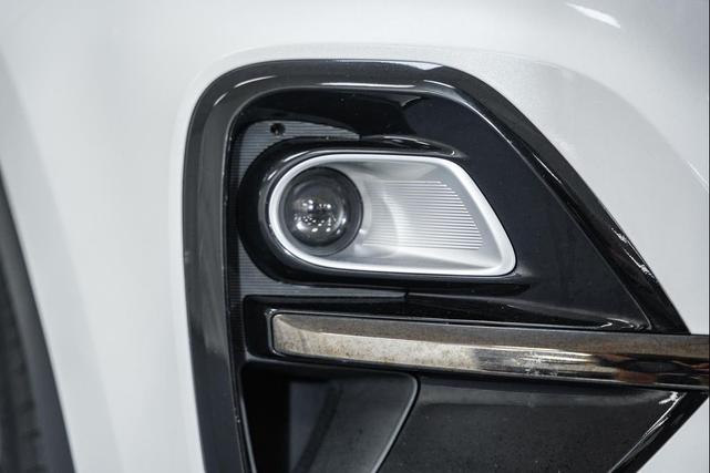 Photo of 2021 Snow White Pearl Kia Sportage