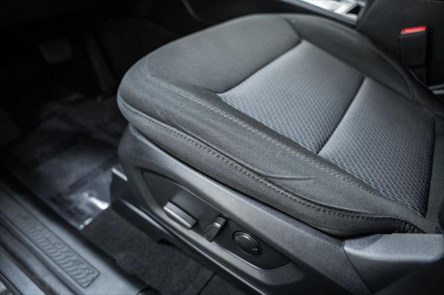 Photo of 2023 Carbonized Gray Metallic Ford Explorer