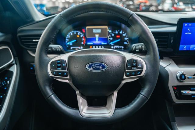 Photo of 2023 Carbonized Gray Metallic Ford Explorer