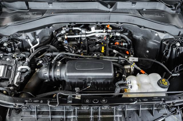 Photo of 2023 Carbonized Gray Metallic Ford Explorer