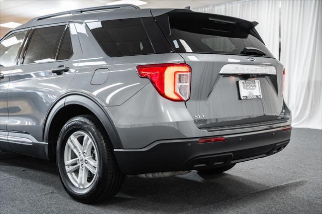 Photo of 2023 Carbonized Gray Metallic Ford Explorer