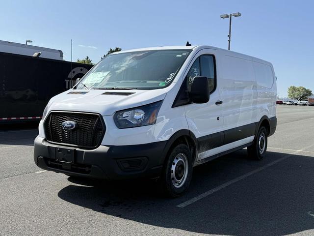 Photo of 2025 Oxford White Ford Transit-150