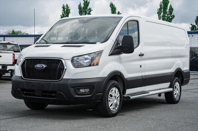 Photo of 2023 Oxford White Ford Transit-250