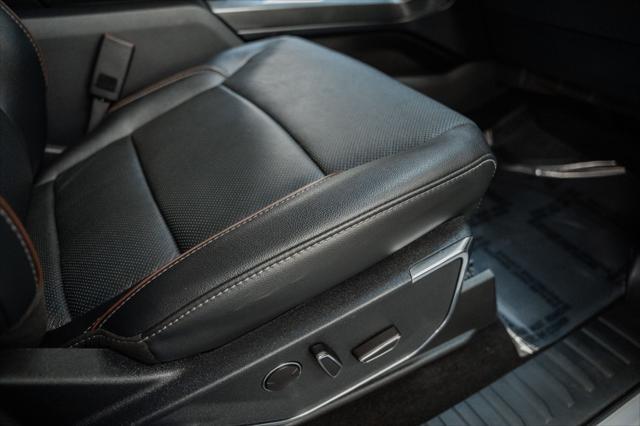 Photo of 2022 Oxford White Ford F-150