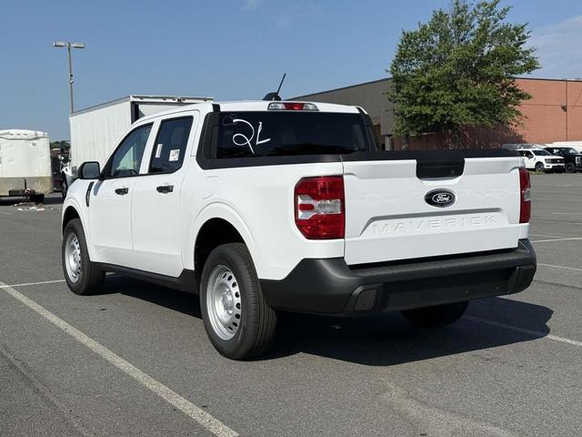 Photo of 2025 Oxford White Ford Maverick