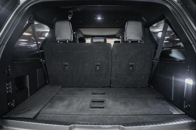 Photo of 2021 Agate Black Metallic Ford Expedition Max