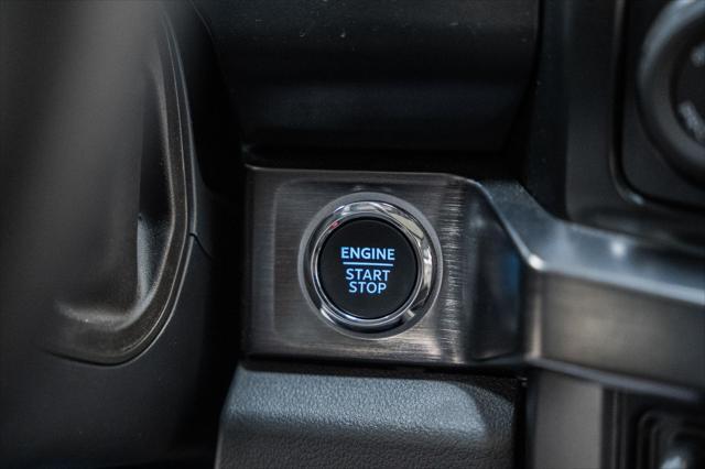 Photo of 2023 Agate Black Metallic Ford F-250