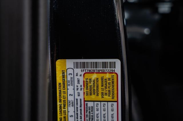 Photo of 2023 Agate Black Metallic Ford F-250