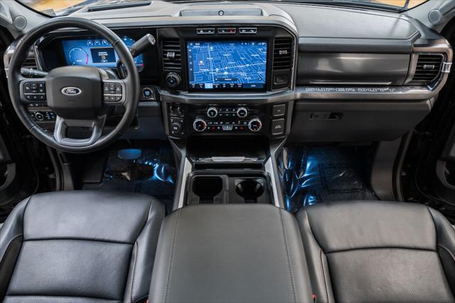 Photo of 2023 Agate Black Metallic Ford F-250