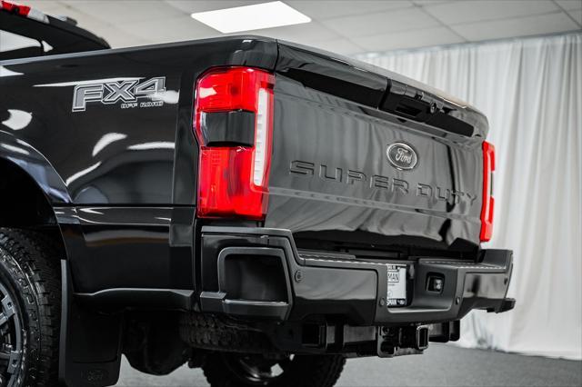 Photo of 2023 Agate Black Metallic Ford F-250