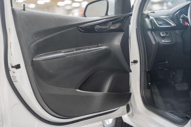 Photo of 2021 Summit White Chevrolet Spark